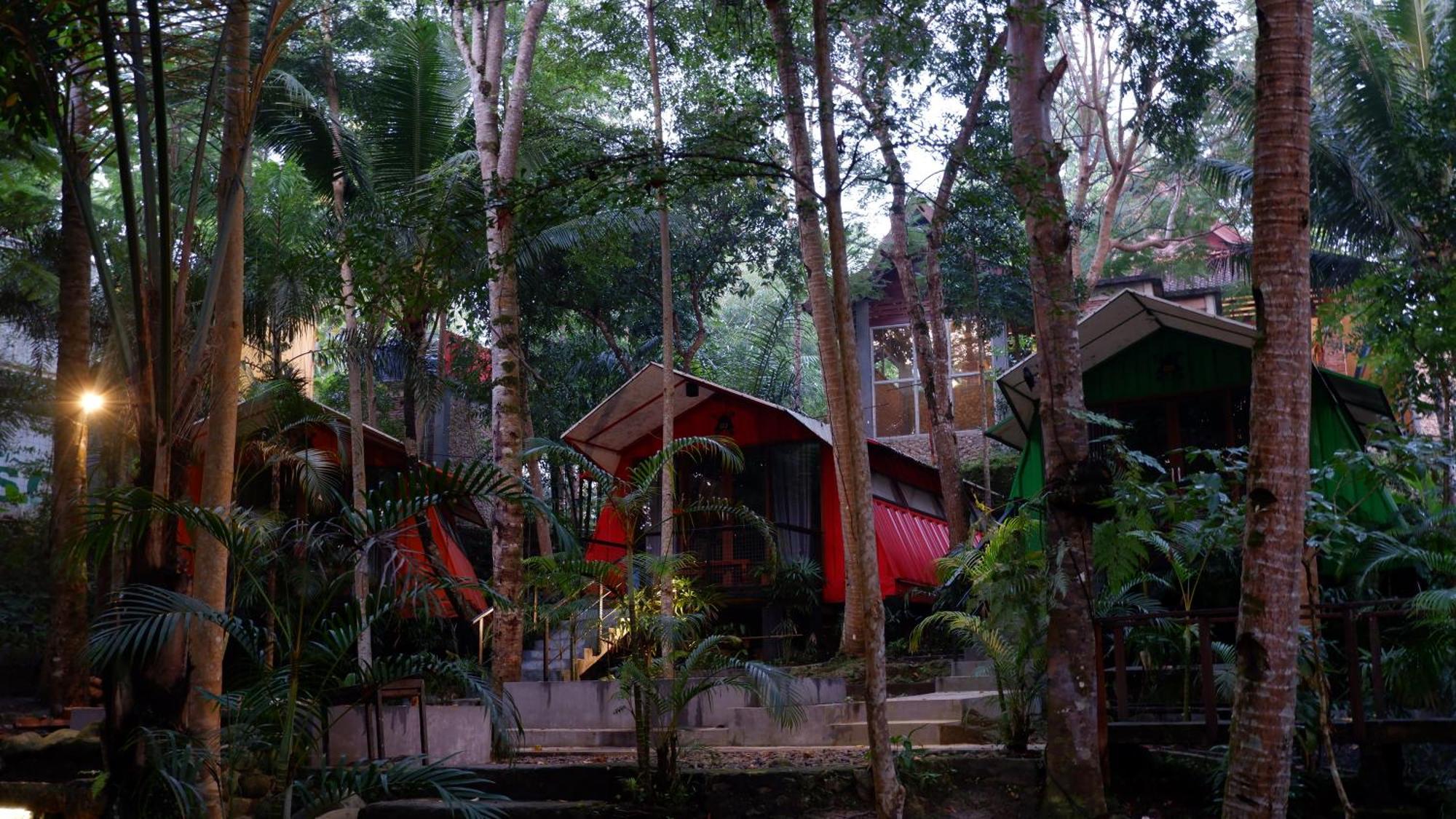Hau Eco Lodges Citumang Пангандаран Екстер'єр фото